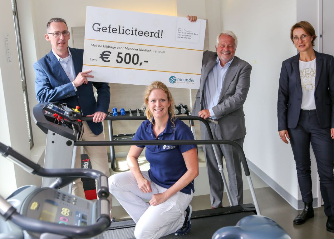 Cheque ASR voor project Beweeg je beter