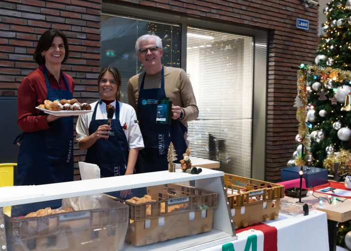 Ze zijn er weer; Oliebollen!